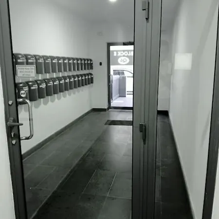 Salina Wharf, Block E, N.27 By Crysalex *