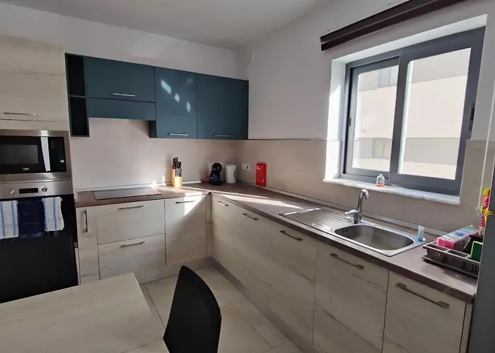 Salina Wharf, Block E, N.27 By Crysalex Сент-Полс-Бей